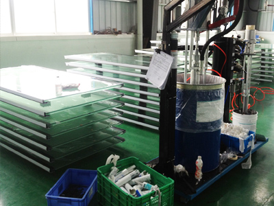 Glass glue sealing room