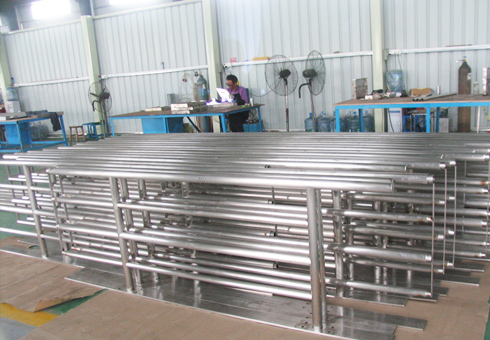 Stainless-steel workshop